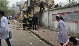 强拆民房新闻爆料电话